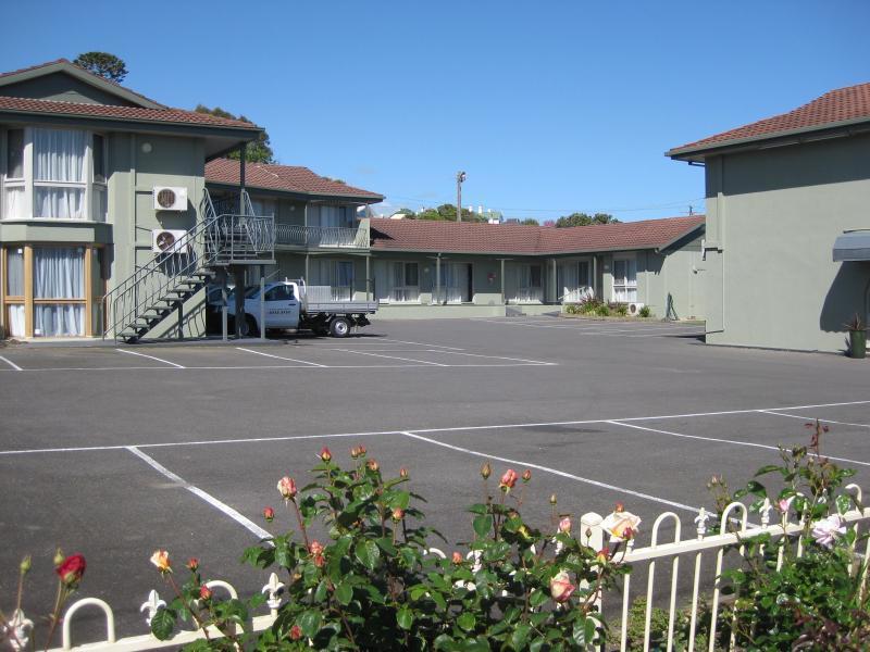 Eight Spence Motel Warrnambool Exterior foto