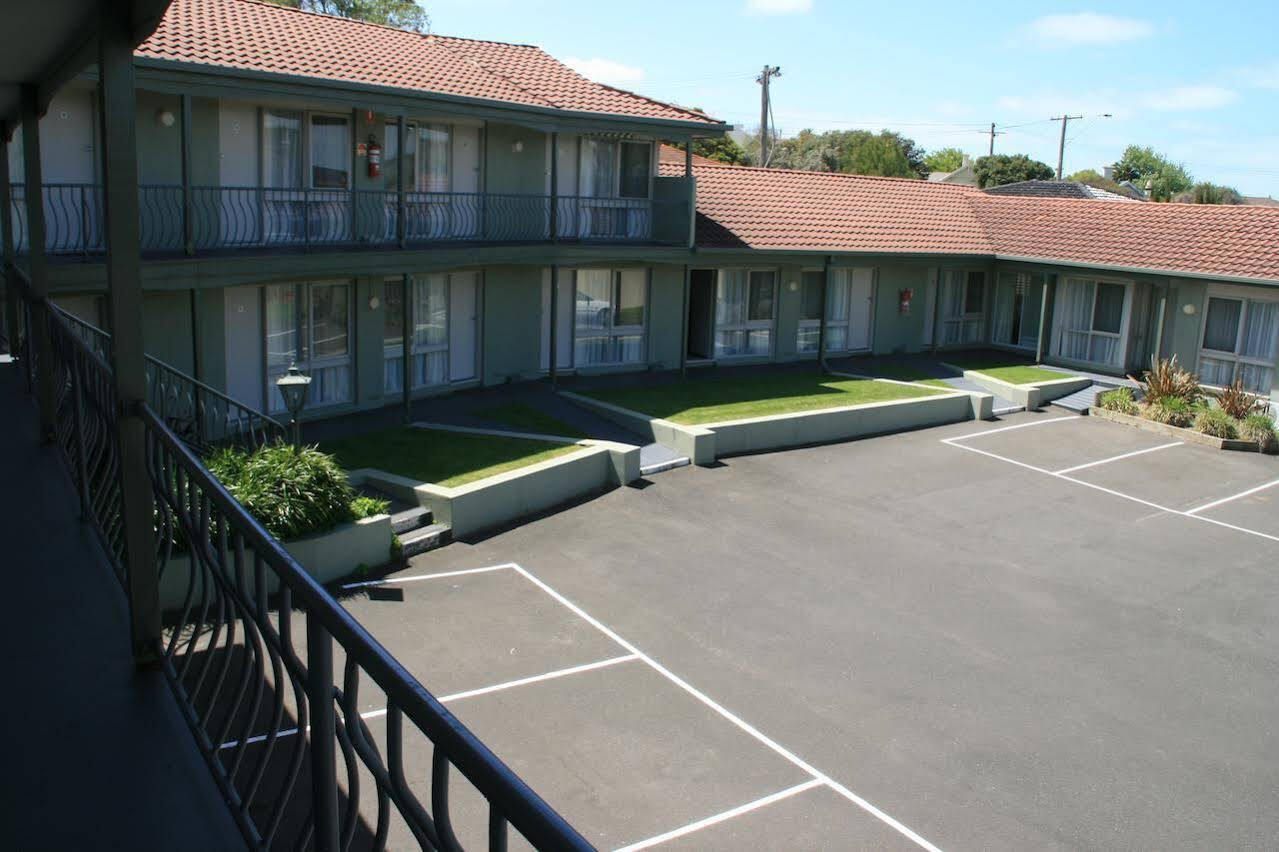 Eight Spence Motel Warrnambool Exterior foto